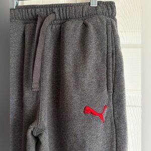 Puma Charcoal Gray Sweatpants  Youth L 14-16 Unisex Boy Girl Pants Drawstring
